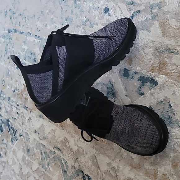 Eileen Fisher Wilson Wedge Sneaker 6.5 - Picture 1 of 4